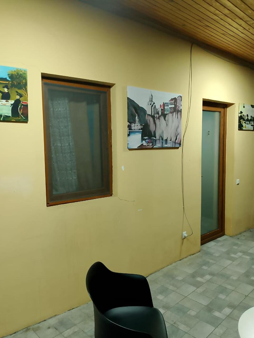Two Lions Hotel Тбилиси Екстериор снимка